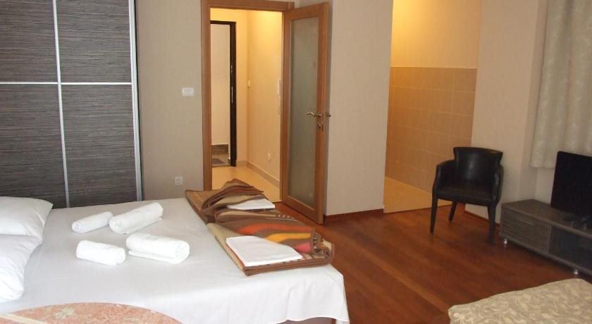 Петровац: Beachfront Apartments Oaza 2