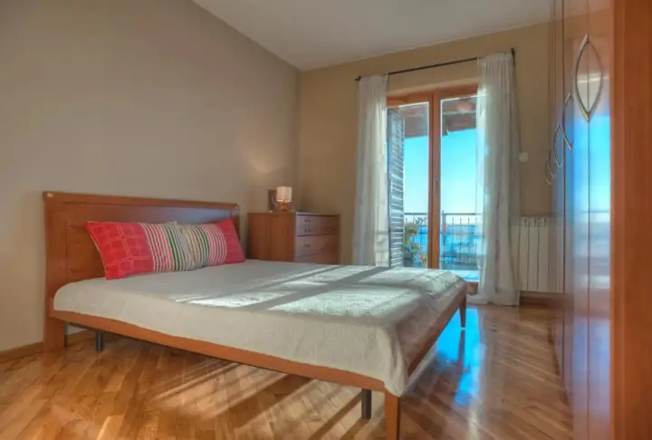 Свети-Стефан: Apartmani Živković