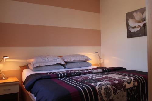 Доброта: La Grande Apartments
