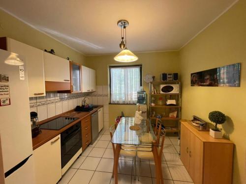 Доброта: La Grande Apartments
