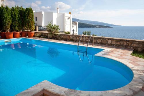 Добро Вода: Royal Villas
