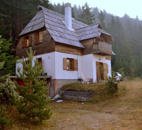 Каньон Tara: Chalet Durmitor - Zminicko jezero