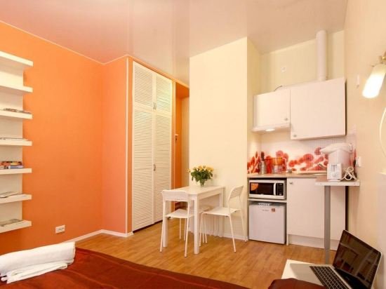 Санкт-Петербург: VPiterVdrug Studios and Apartment