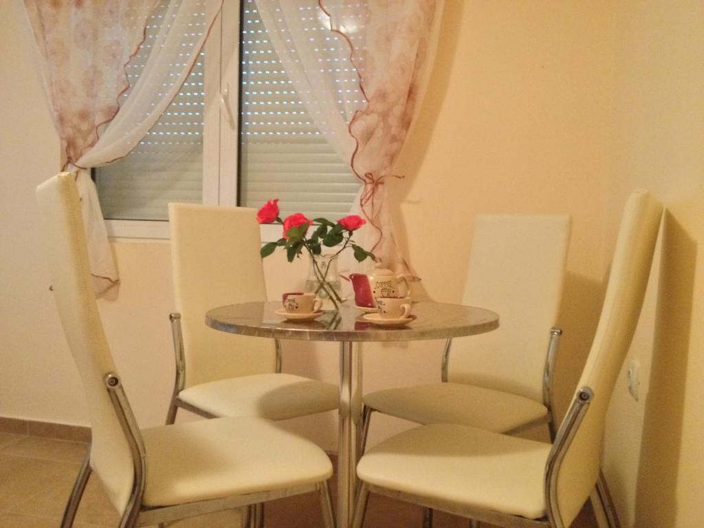 Ульцинь: Holiday Home Viko