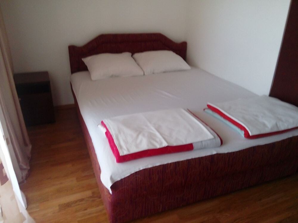 Бар: Apartments Nikičić