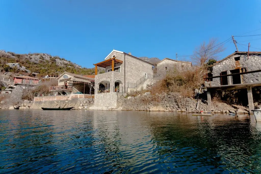 Даниловград: Paradise Lake House