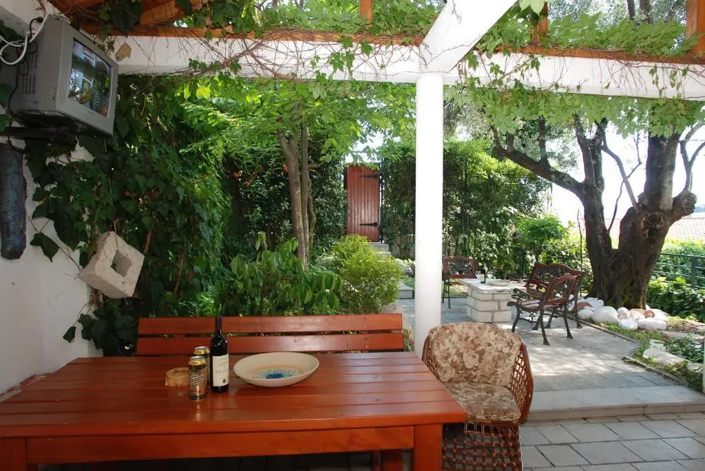Бечичи: Holiday Home Olive Tree