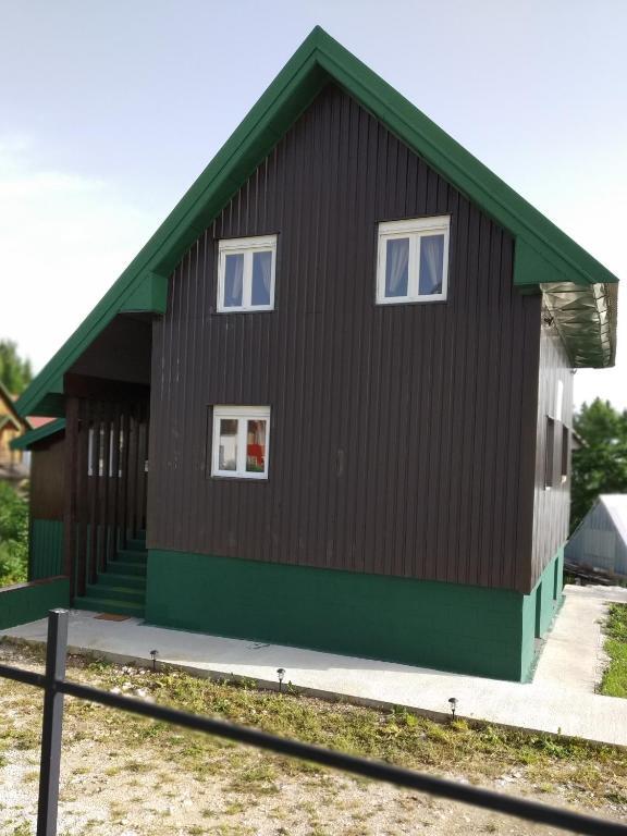 Жабляк: Guest House RG