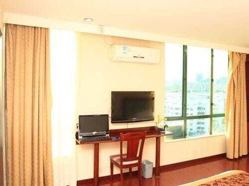 Шэньчжэнь: Green Tree Inn Buji