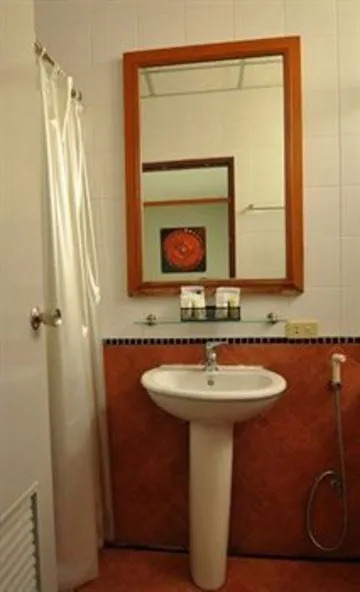 Baan Phil Guest House — фото 1
