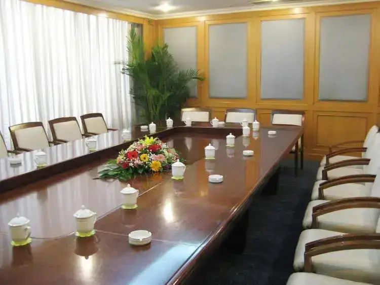 Чэнду: Jinqiang Huaheng Hotel - Chengdu