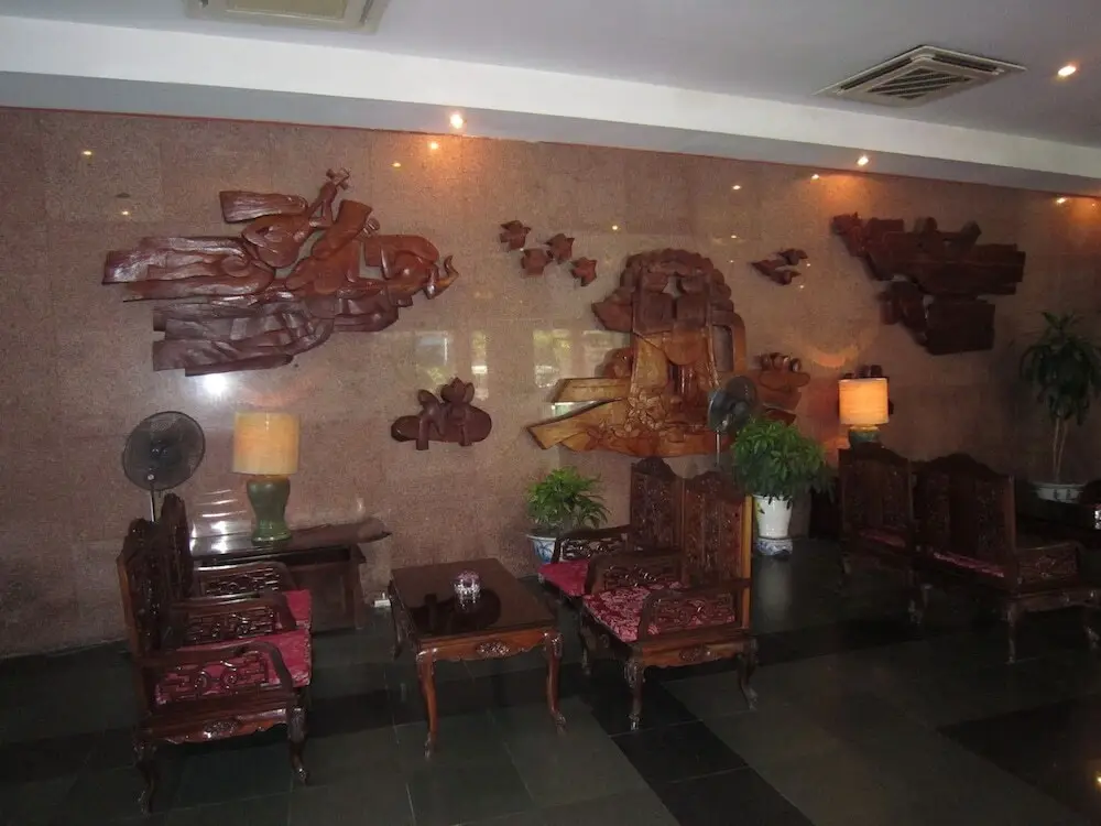 Халонг: Ha Long Bay Hotel