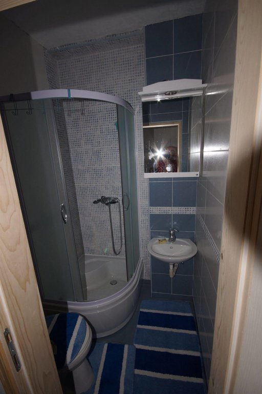 Мельине: LaRos Apartments