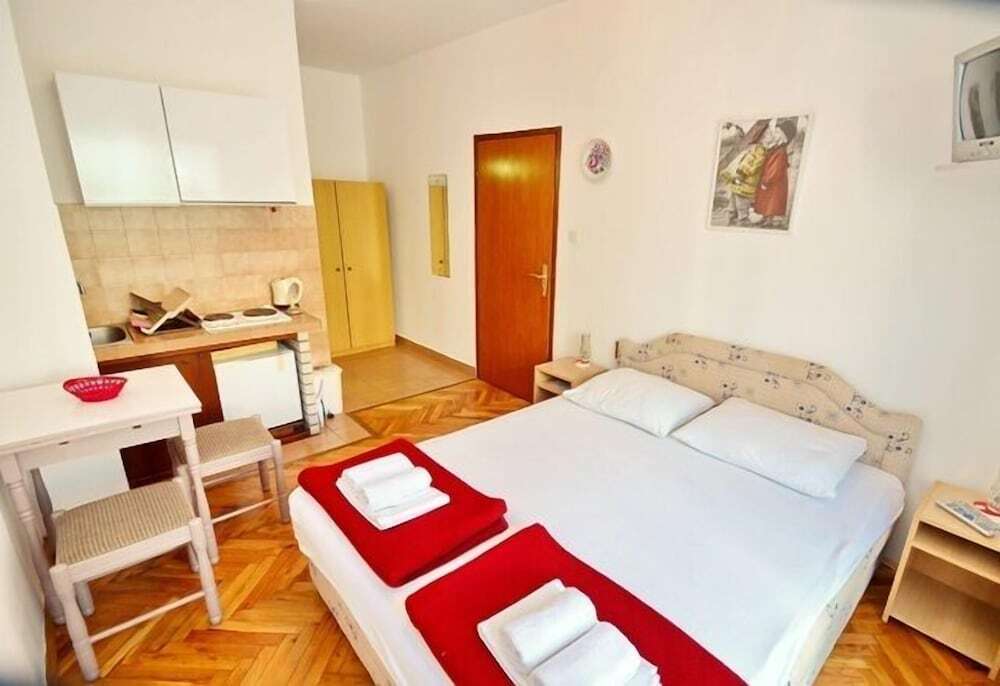 Будва: Ksenija Apartments