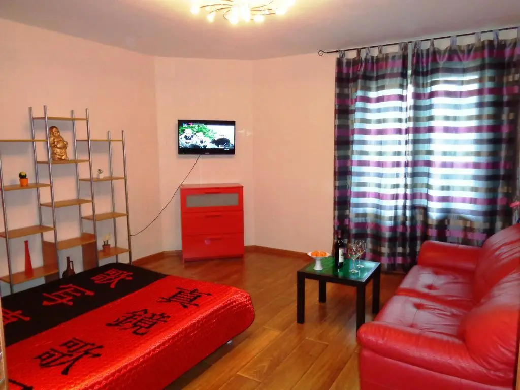 Санкт-Петербург: Apartment at Industrialny 29