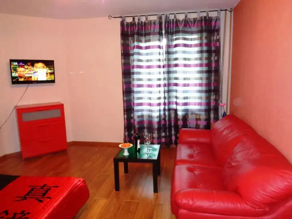 Санкт-Петербург: Apartment at Industrialny 29