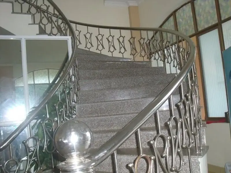 Нгок-Тхань: Sen Vang Hotel