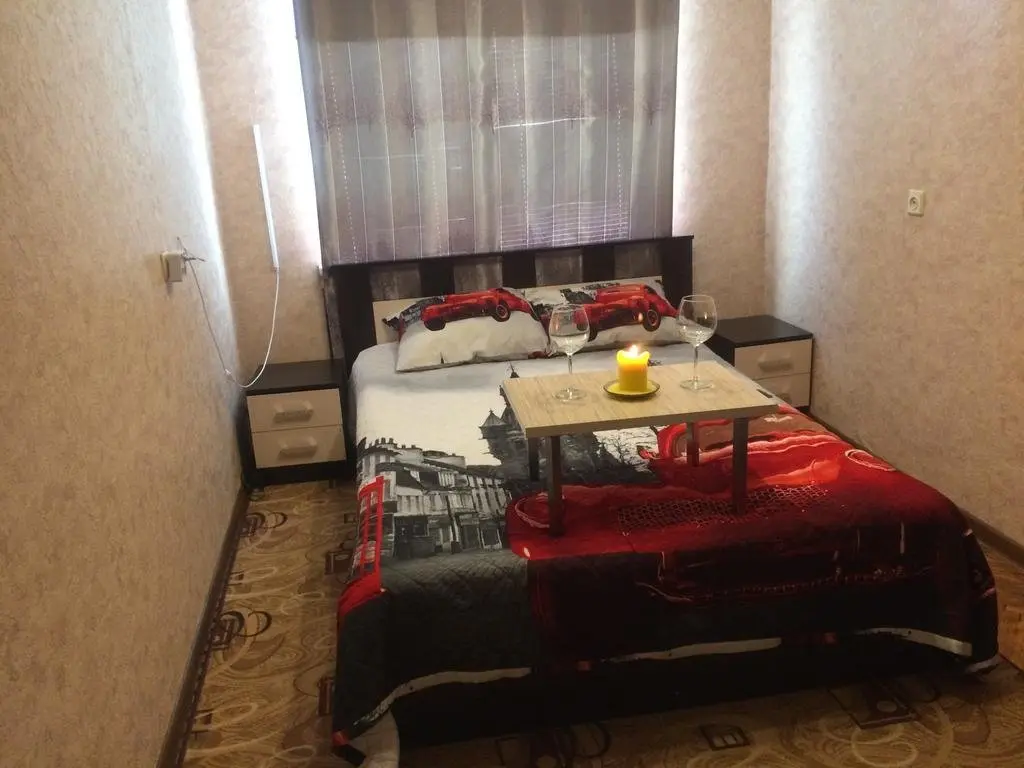 Санкт-Петербург: Apt On Narodnogo Opolcheniya 165