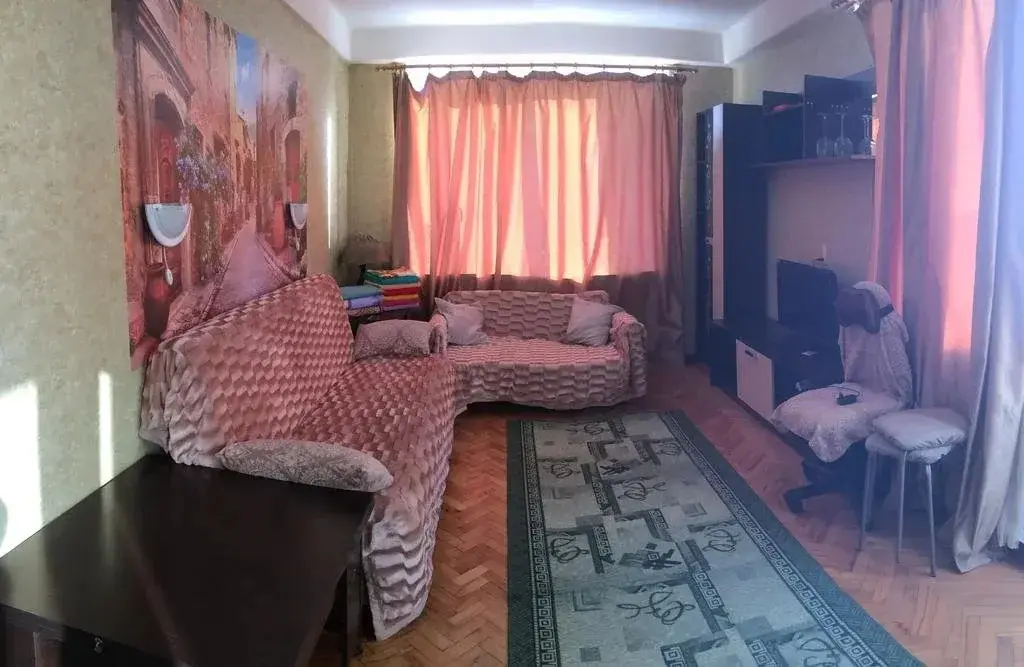 Санкт-Петербург: Apt On Narodnogo Opolcheniya 165