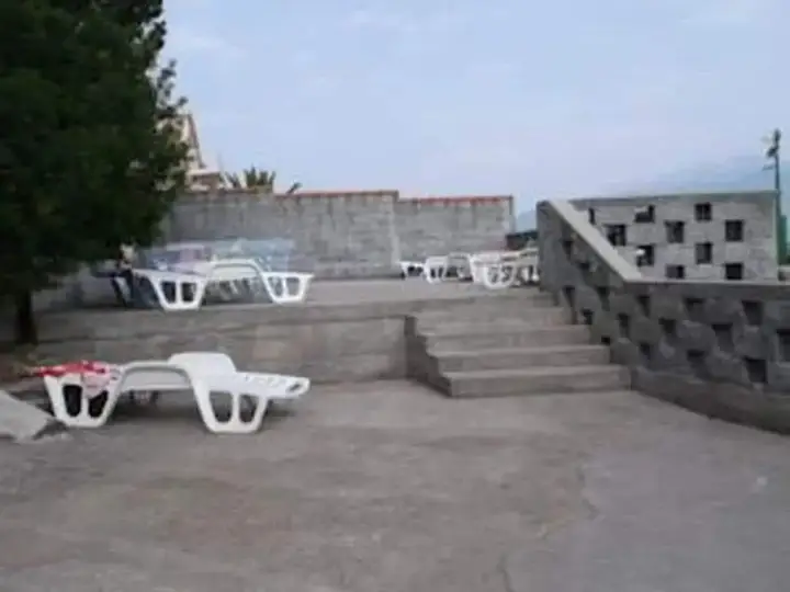 Радовичи: Raviola Apartments