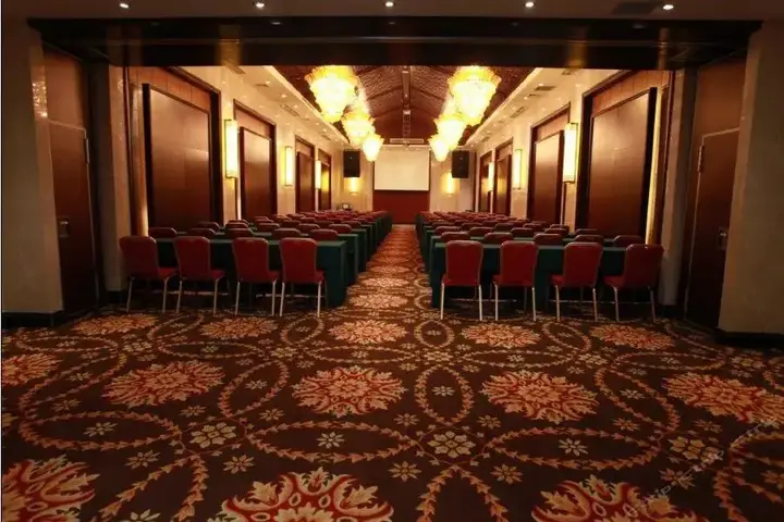 Чэнду: Zenec Elegant Hotel