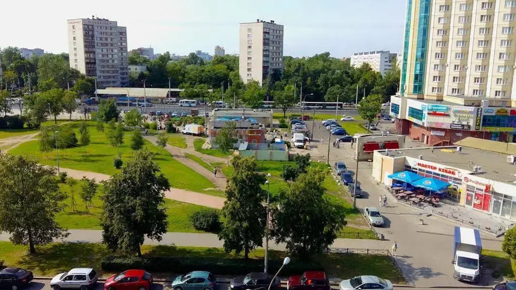 Санкт-Петербург: Бульвар Новаторов 116