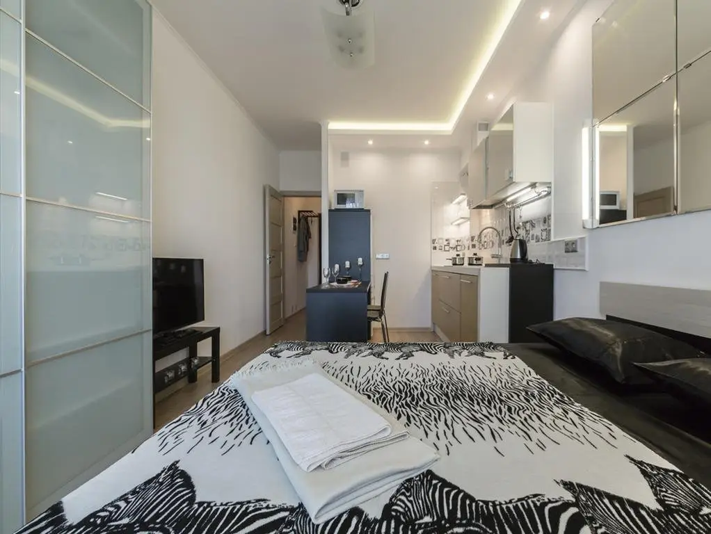 Санкт-Петербург: Designer Studio on Admirala Cherokova