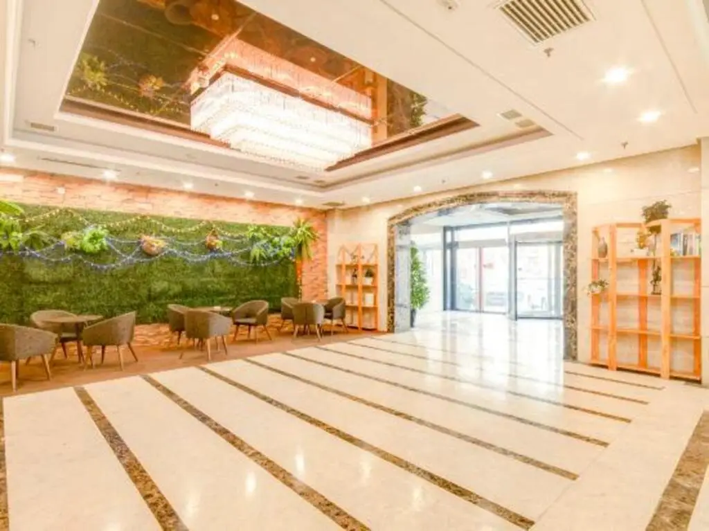 Баодин: Binzhi International Hotel