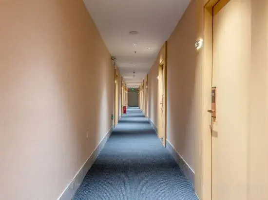 Чжухай: Sherlock Apartment (Riyuebei Theater)