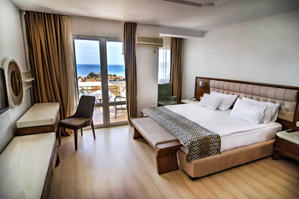 Свети-Стефан: Hotel Adrovic