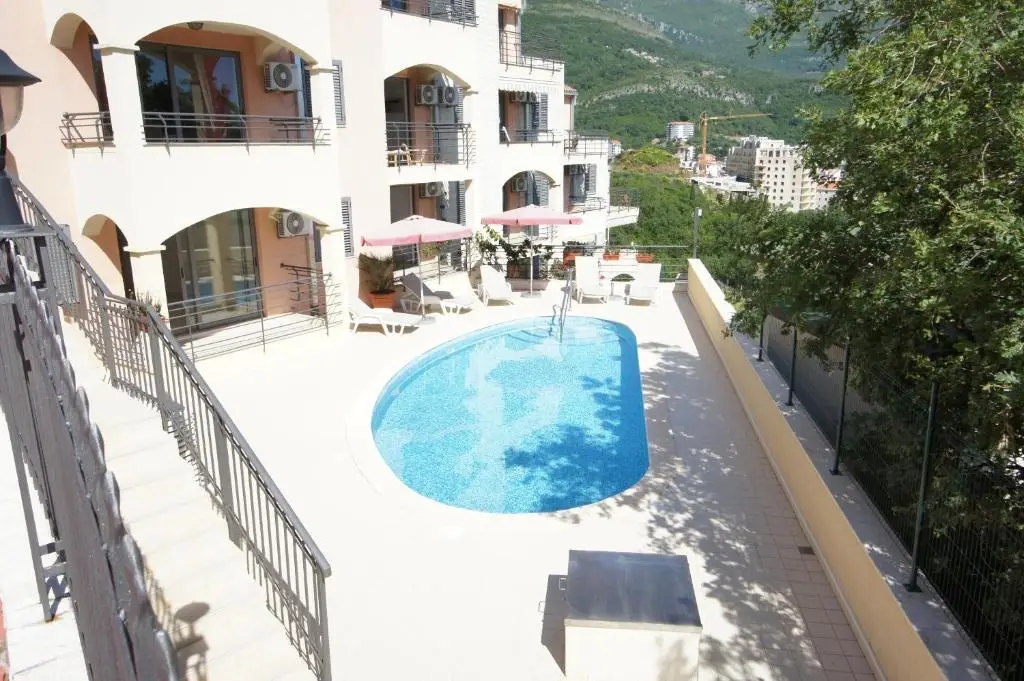 Бечичи: Apartments Bečići Sunset