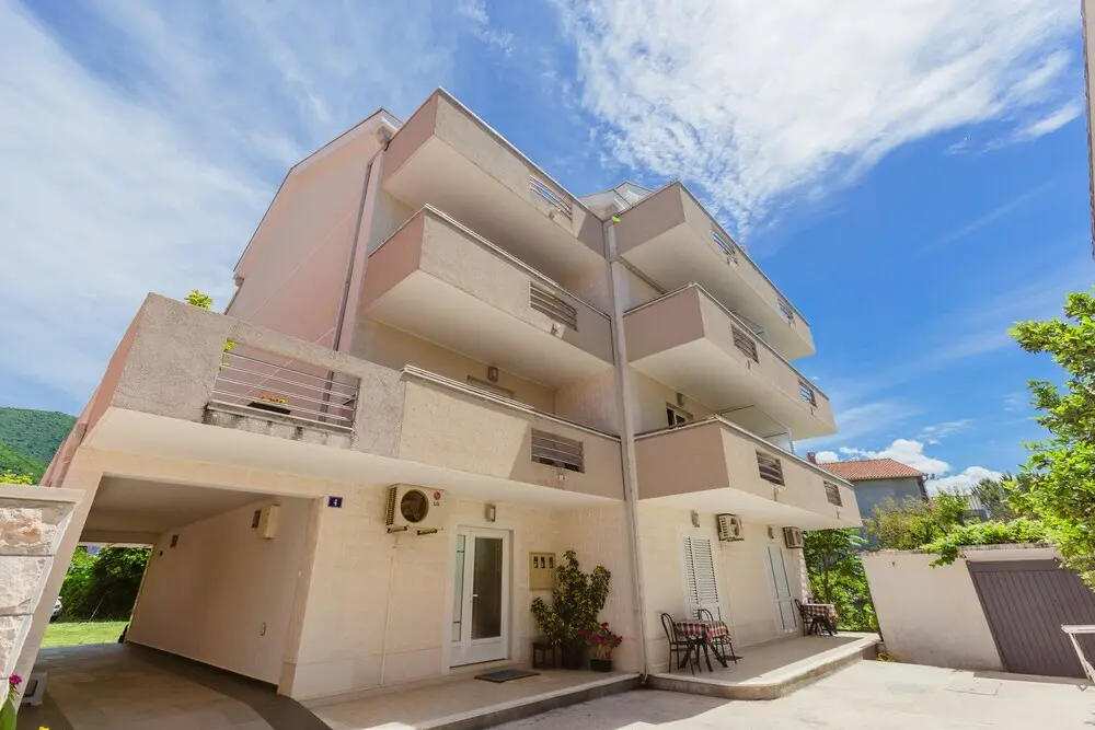 Тиват: Rosic Tivat Apart-Hotel