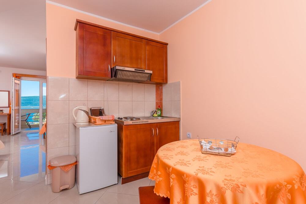 Тиват: Rosic Tivat Apart-Hotel