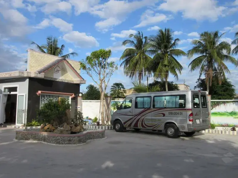 Суен Мок: Huong Tuyet Motel