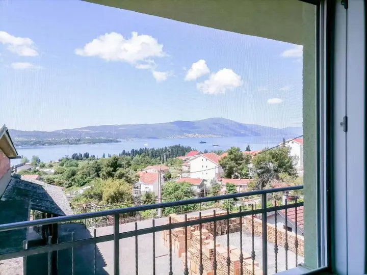 Тиват: Apartments Siesta