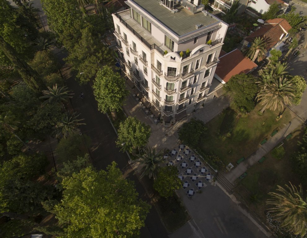 Hotel Majestic — фото 1