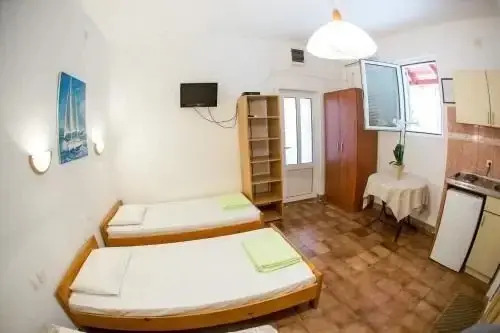 Будва: Guest House Mira