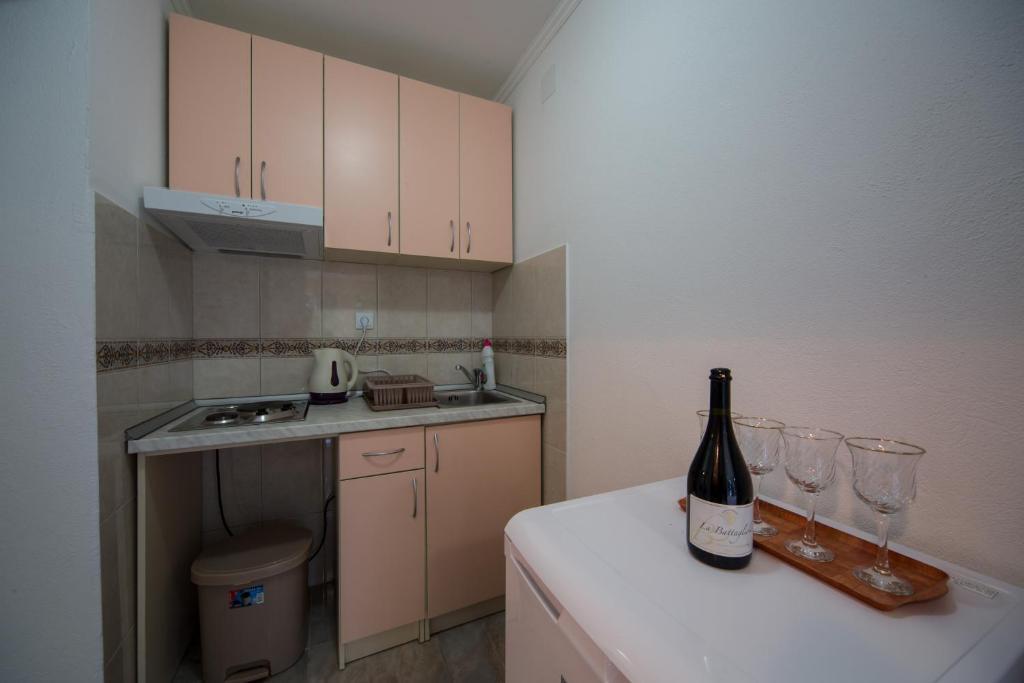 Тиват: Apartments Pavićević