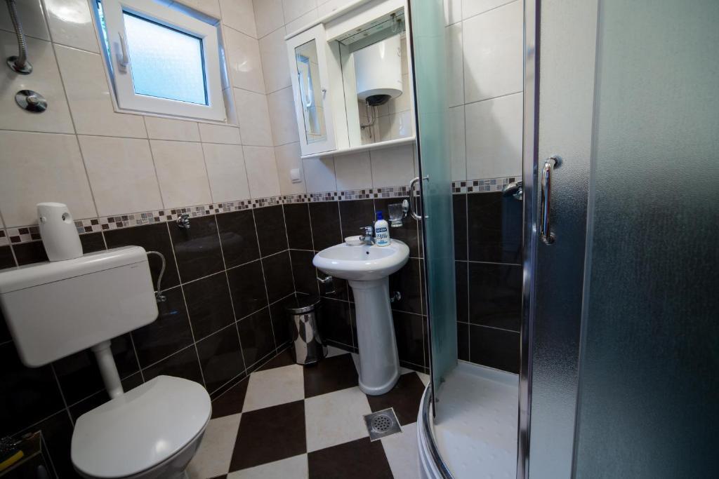 Тиват: Apartments Pavićević