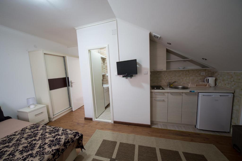 Тиват: Apartments Pavićević