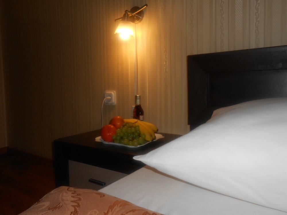 Санкт-Петербург: Hotel European