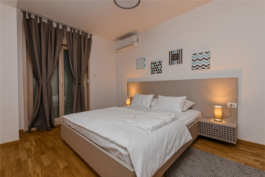 Будва: Apartments Krug