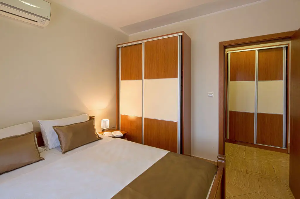 Петровац: Petrovac Holiday Apartments