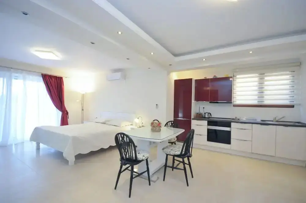 Бульярица: St. George Apartments and Villa with pool