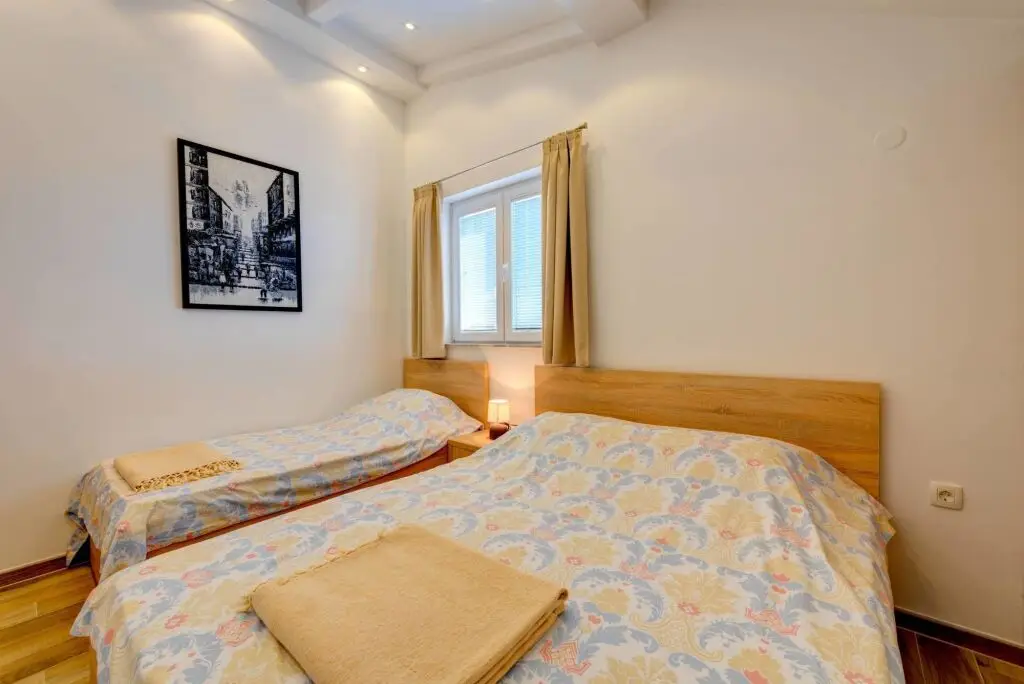 Тиват: Apartments 42 North