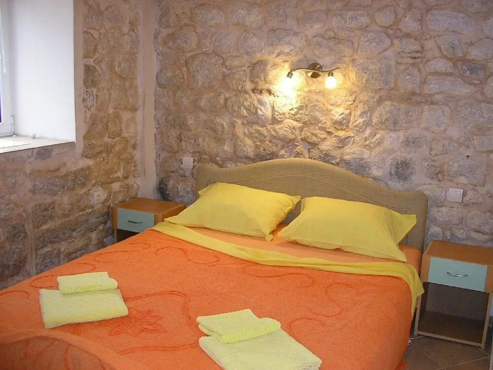 Доброта: Apartments Vojvoda