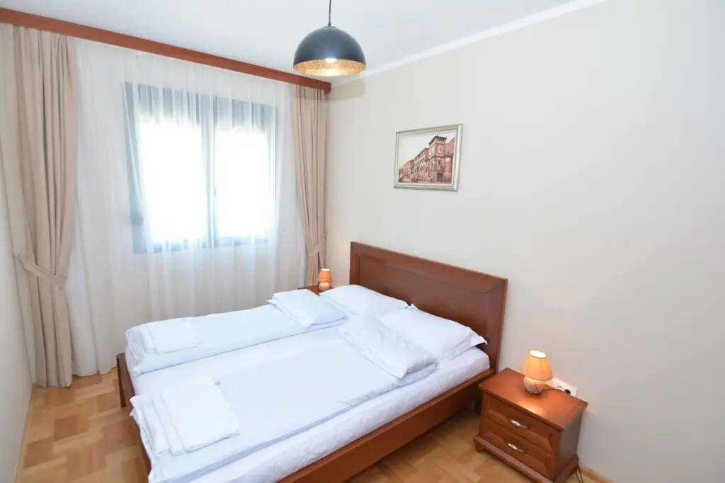 Доброта: Apartments Dobrotski Dvori