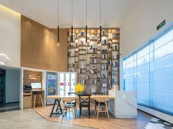 Цзинань: Ginza Jingsu Hotel (Jinan North Daming Lake store)