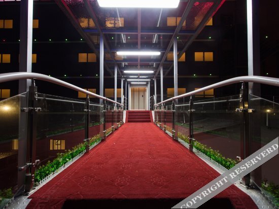 Наньпин: South Station Business Boutique Hotel