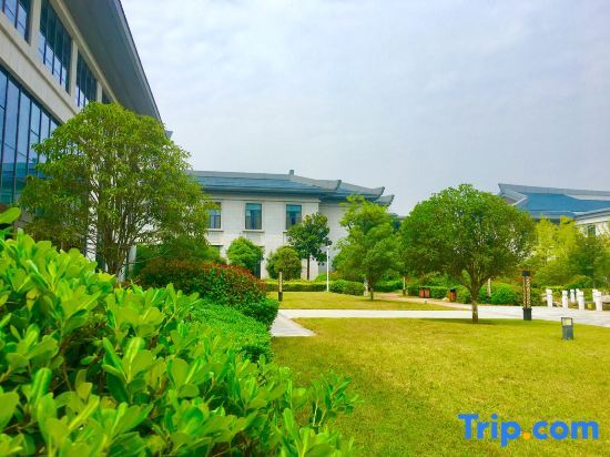 Mengjin: Xiaolangdi Zhongzhou International Hotel